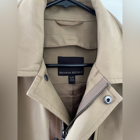 Banana Republic Khaki Trench Coat Small — classic / lightweight - Picture 12 of 16